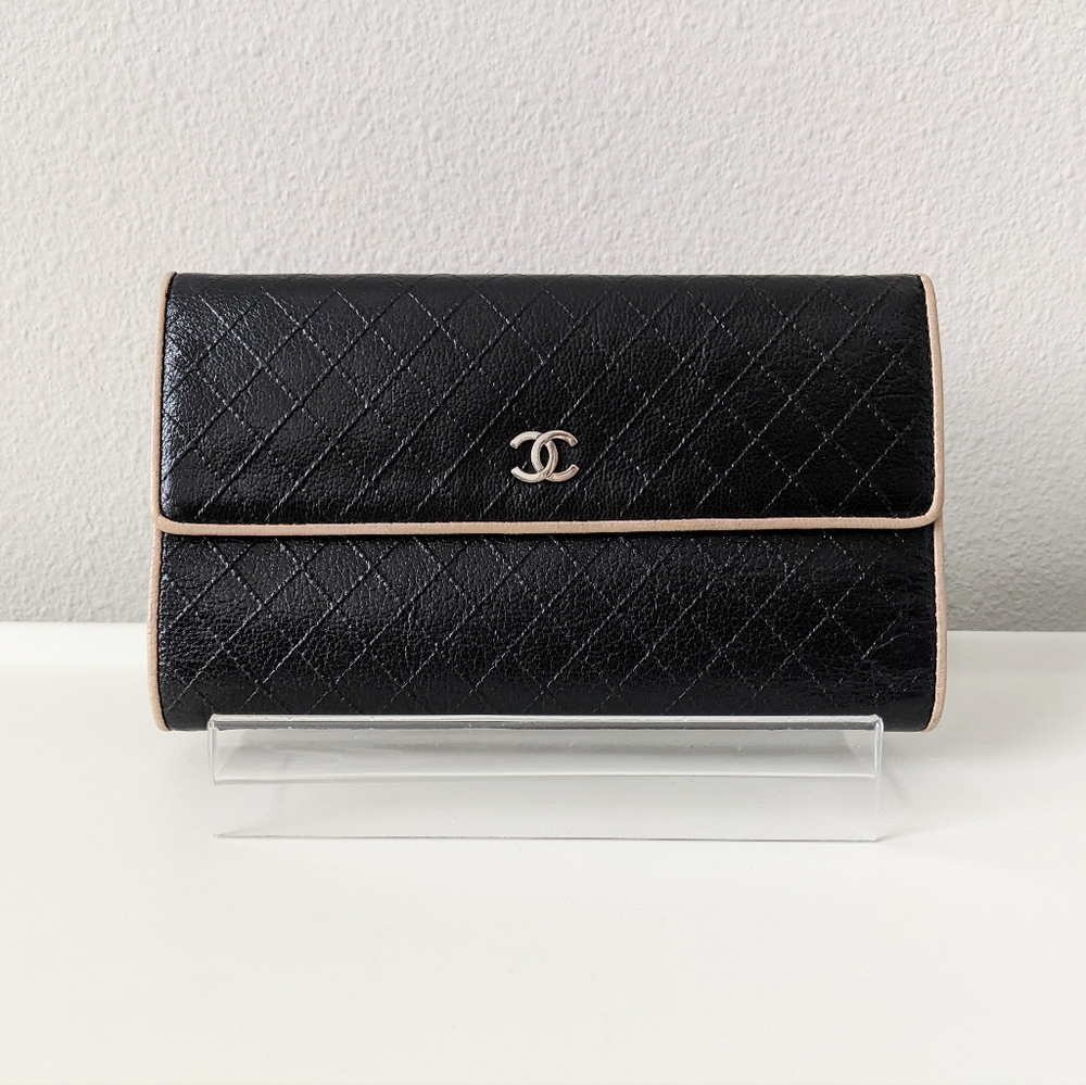 Chanel Wallet - Picture 12 of 15